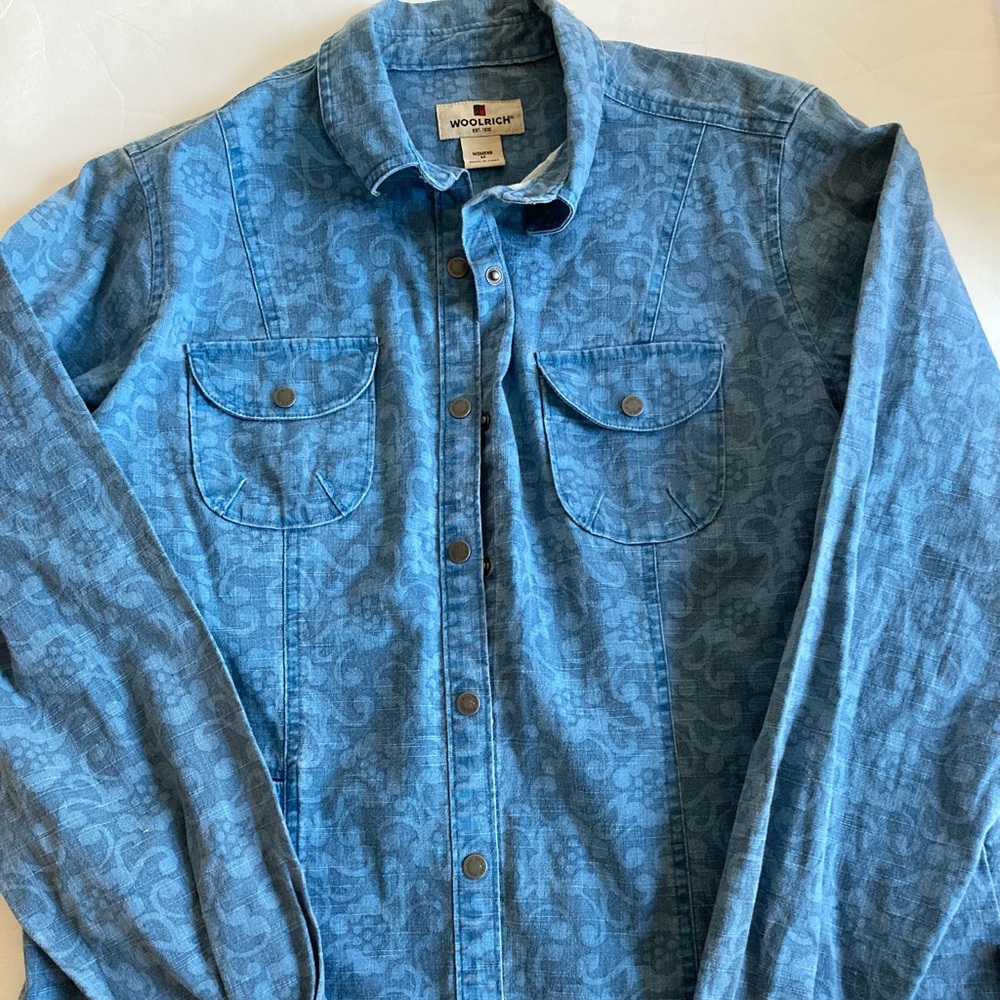 Woolrich patterned lightweight denim snap front shirt jacket M